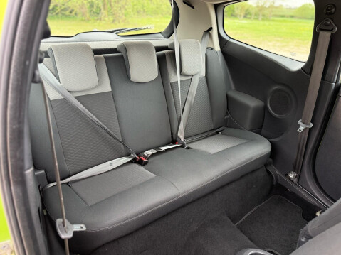 Renault Clio 1.2 I-Music Euro 5 3dr 17