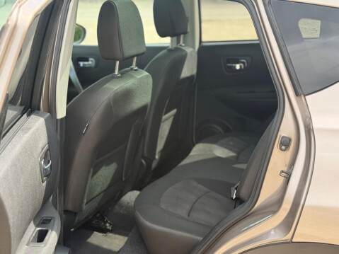Nissan Qashqai 1.6 n-tec 2WD Euro 5 5dr 12