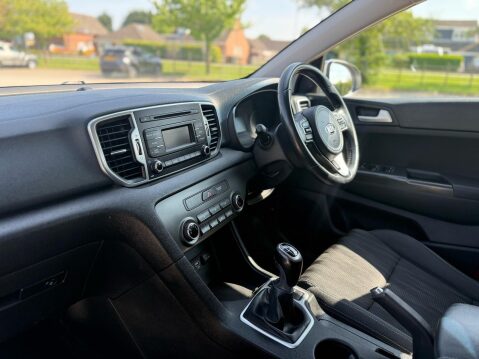 Kia Sportage 1.7 CRDi 1 Euro 6 (s/s) 5dr 17