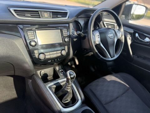 Nissan Qashqai 1.5 dCi N-Connecta 2WD Euro 6 (s/s) 5dr 13
