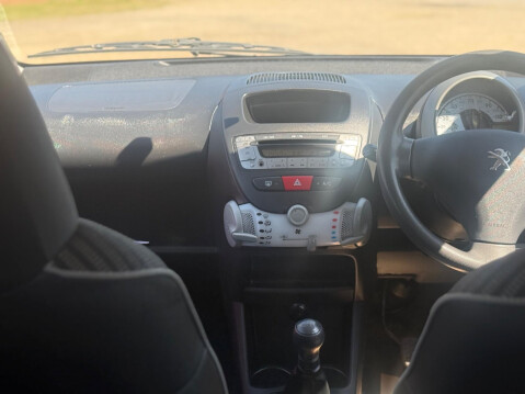 Peugeot 107 1.0 12V Active Euro 5 5dr 12