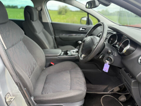 Peugeot 3008 1.6 HDi Style Euro 5 5dr 14