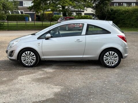 Vauxhall Corsa 1.2 16V Excite Euro 5 3dr (A/C) 8