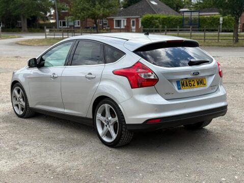 Ford Focus 1.0T EcoBoost Titanium X Euro 5 (s/s) 5dr 3