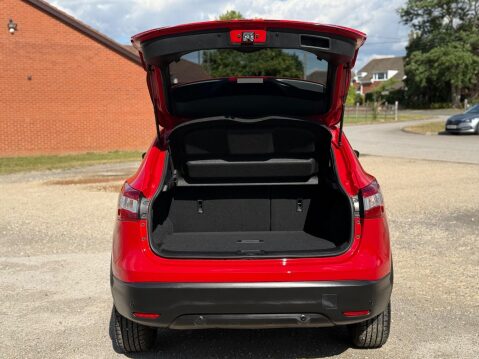 Nissan Qashqai 1.5 dCi N-Connecta 2WD Euro 6 (s/s) 5dr 15