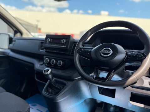 Nissan Primastar 2.0 Primastar Acenta dCi 13