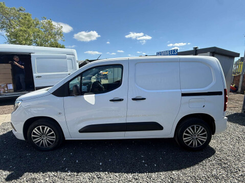 Vauxhall Combo 1.5 Combo 2300 Sportive S/S 6