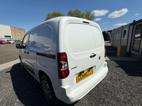 Vauxhall Combo 1.5 Combo 2300 Sportive S/S 7