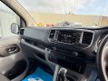 Vauxhall Vivaro 1.5 Vivaro F2900 Dynamic S/S 12