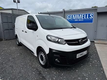 Vauxhall Vivaro 1.5 Vivaro F2900 Dynamic S/S