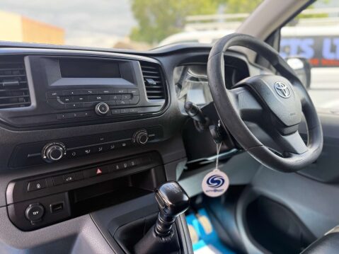 Toyota Proace 1.6 Proace Comfort 11