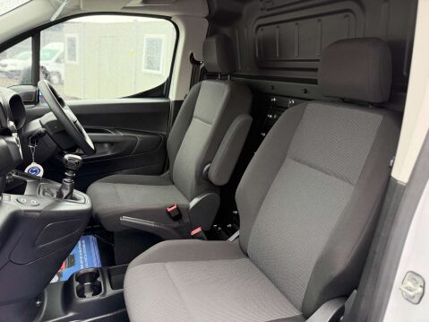 Vauxhall Combo 1.5 Combo 2300 Prime Turbo D 5dr 9