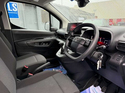 Vauxhall Combo 1.5 Combo 2300 Prime Turbo D 5dr 13