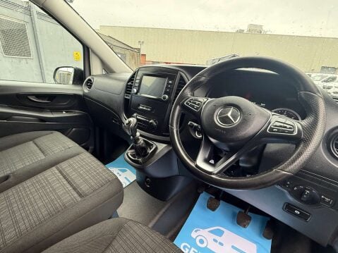Mercedes-Benz Vito 1.7 Vito 110 Progressive CDI 17