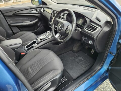 MG MG5 EXCITE 5
