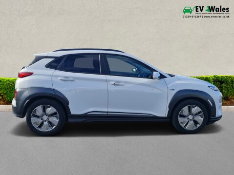 Hyundai KONA PREMIUM SE 5