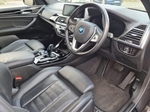 BMW Ix3 PREMIER EDITION 8