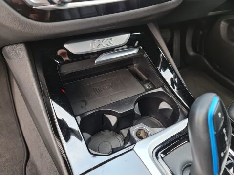 BMW Ix3 PREMIER EDITION 21