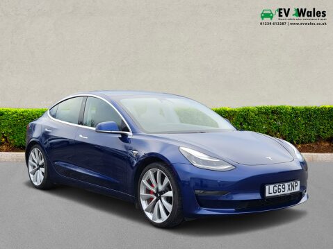 Tesla Model 3 PERFORMANCE AWD 2