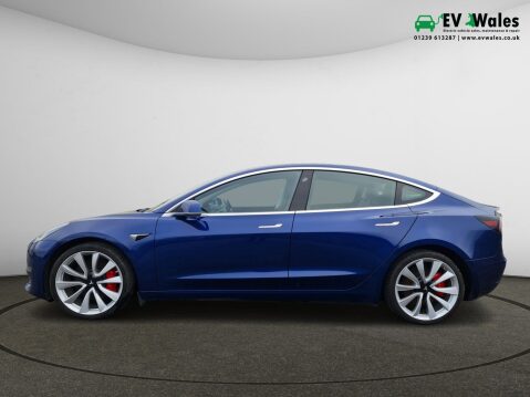 Tesla Model 3 PERFORMANCE AWD 5