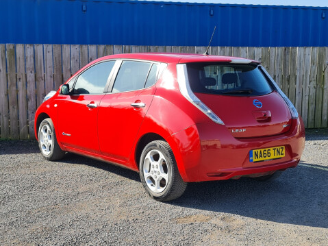 Nissan LEAF ACENTA 24kWh 3