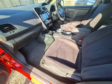 Nissan LEAF ACENTA 24kWh 7
