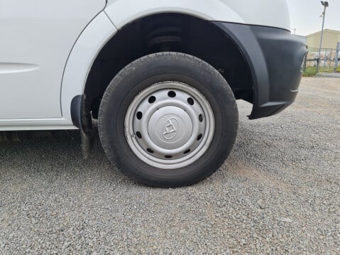 LDV V80 EV80 A810 Electric 13