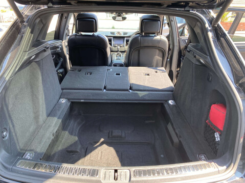 Porsche Macan 3.0 Macan S Semi-Auto 4WD 5dr 17