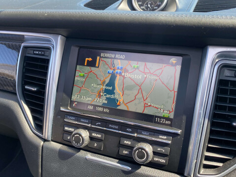 Porsche Macan 3.0 Macan S Semi-Auto 4WD 5dr 23