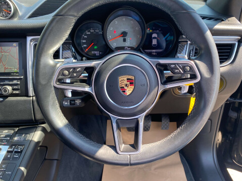 Porsche Macan 3.0 Macan S Semi-Auto 4WD 5dr 24
