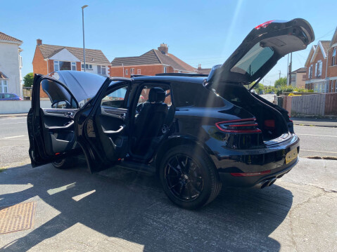 Porsche Macan 3.0 Macan S Semi-Auto 4WD 5dr 40