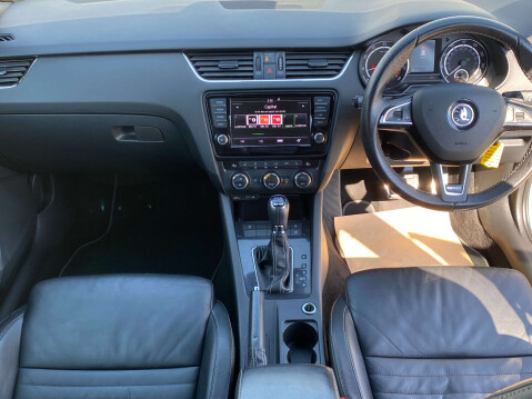 Skoda Octavia 2.0 Octavia vRS TSi Semi-Auto 5dr 28