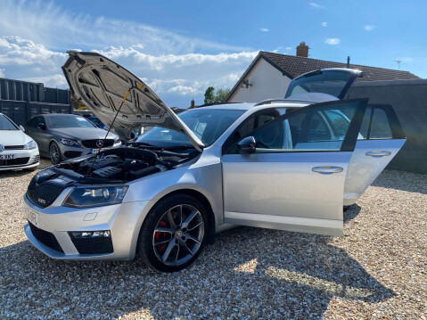 Skoda Octavia 2.0 Octavia vRS TSi Semi-Auto 5dr 44