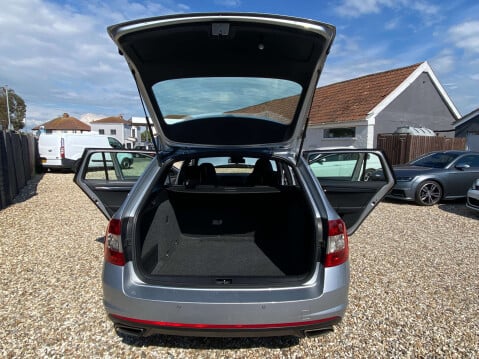Skoda Octavia 2.0 Octavia vRS TSi Semi-Auto 5dr 46