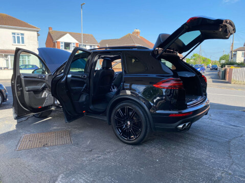 Porsche Cayenne 4.1 Cayenne V8 D S Tiptronic S Auto 4WD 5dr 46