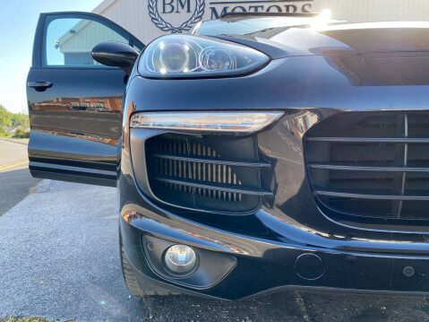 Porsche Cayenne 4.1 Cayenne V8 D S Tiptronic S Auto 4WD 5dr 50