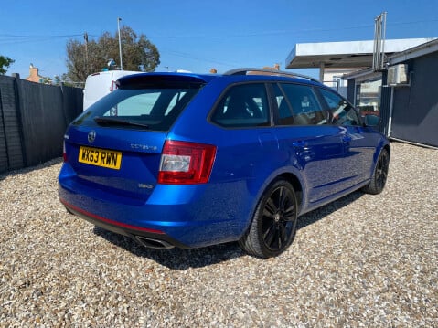 Skoda Octavia 2.0 Octavia vRS TSi Semi-Auto 5dr 10