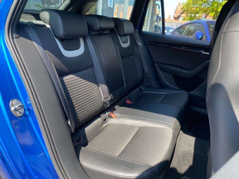 Skoda Octavia 2.0 Octavia vRS TSi Semi-Auto 5dr 14