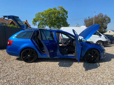 Skoda Octavia 2.0 Octavia vRS TSi Semi-Auto 5dr 43