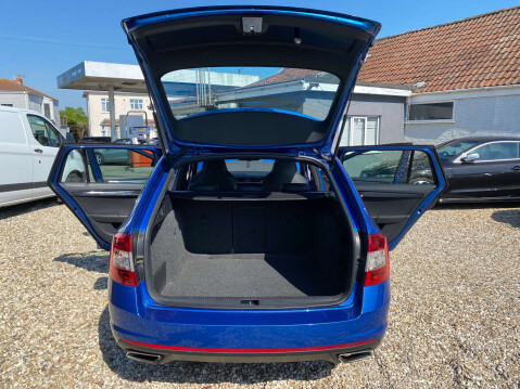 Skoda Octavia 2.0 Octavia vRS TSi Semi-Auto 5dr 49