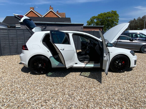 Volkswagen Golf 2.0 Golf GTD 5dr 31