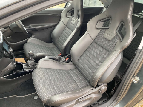 Vauxhall Corsa 1.6 Corsa VXR 3dr 17