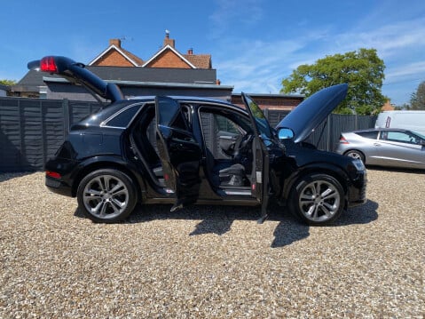 Audi Q3 2.0 Q3 S Line+ TDI Quattro 4WD 5dr 52