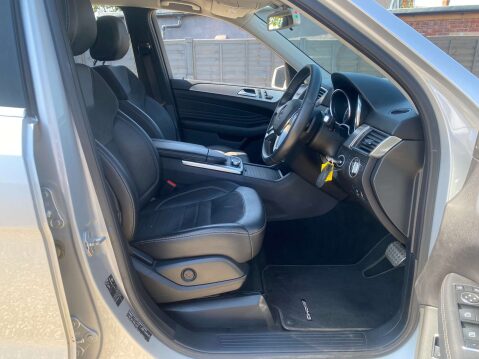 Mercedes-Benz M Class 3.0 ML350 AMG Sport Bluetec Auto 4WD 5dr 11