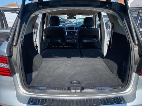 Mercedes-Benz M Class 3.0 ML350 AMG Sport Bluetec Auto 4WD 5dr 23
