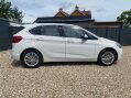 BMW 2 Series 2.0 220d Luxury Auto 5dr 2