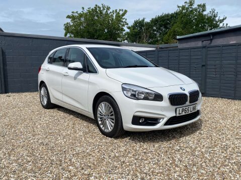 BMW 2 Series 2.0 220d Luxury Auto 5dr 3