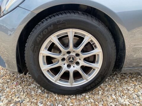 Mercedes-Benz C Class 2.1 C 220 SE D Auto 4dr 41