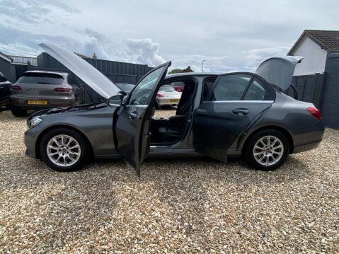 Mercedes-Benz C Class 2.1 C 220 SE D Auto 4dr 49