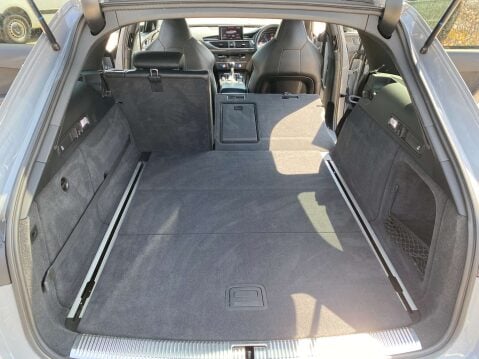 Audi A6 4.0 RS 6 Performance TFSI Quattro Auto 4WD 5dr 25